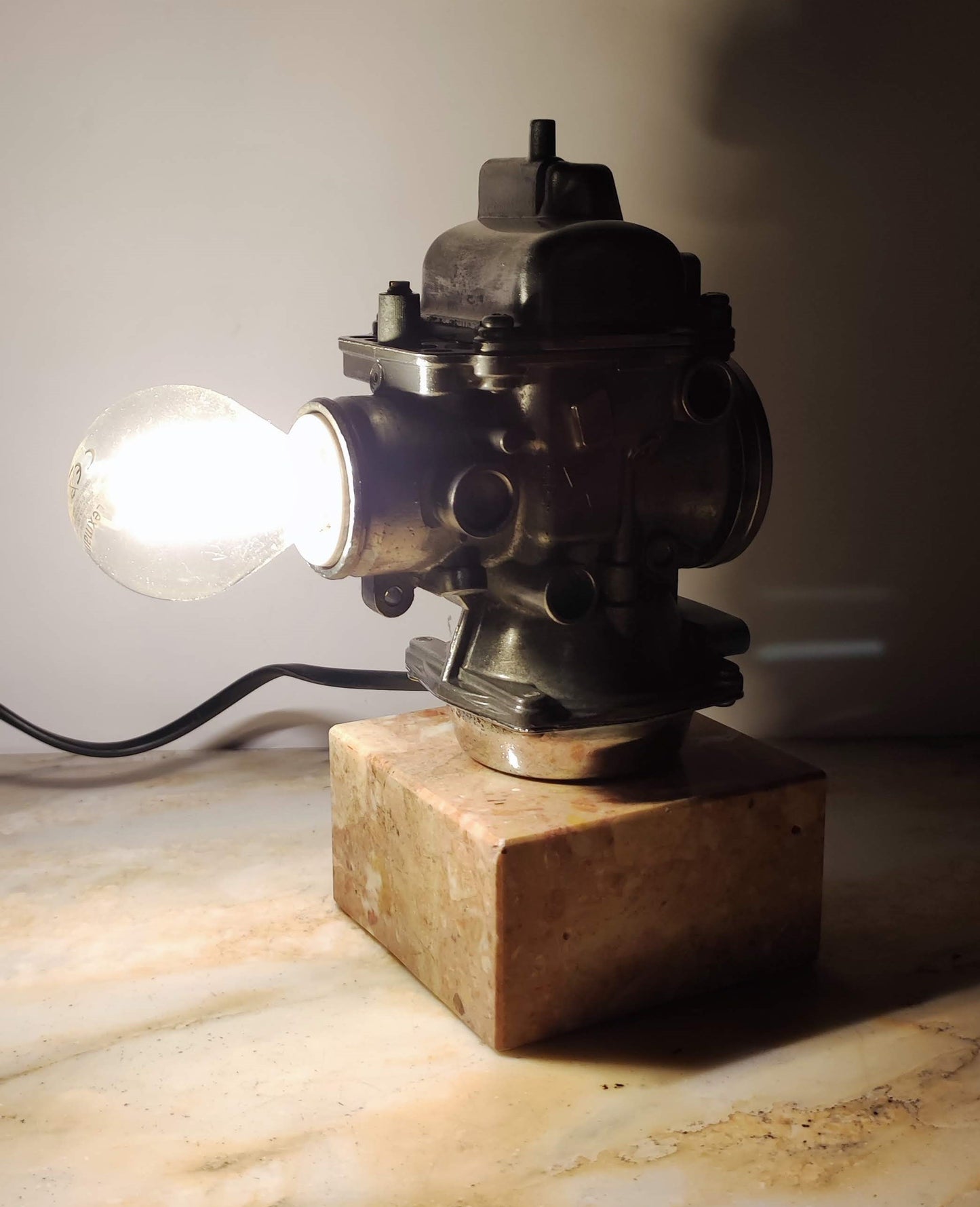 LAMPADA UNICA MODELLO 034