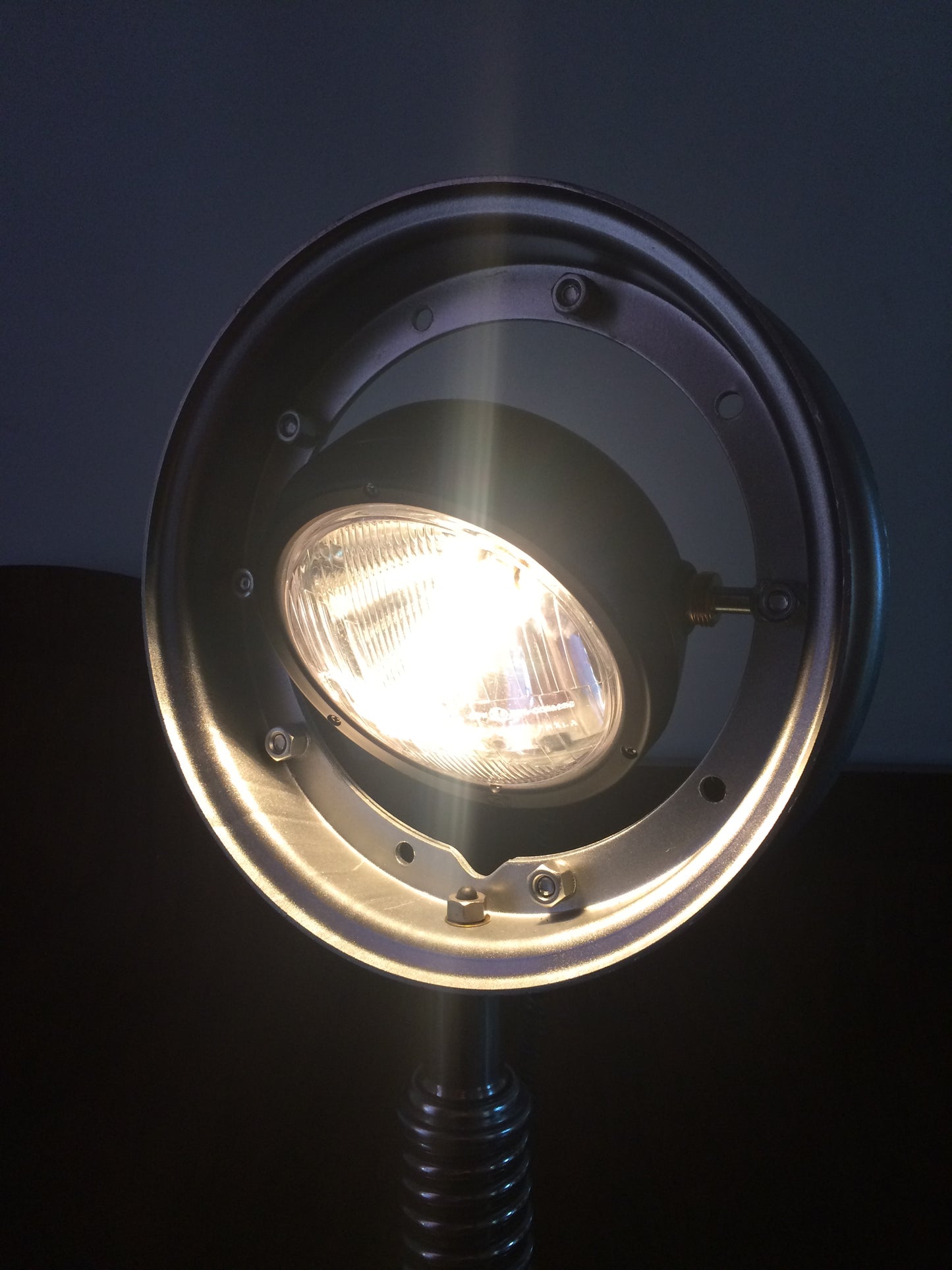 LAMPADA UNICA MODELLO 033