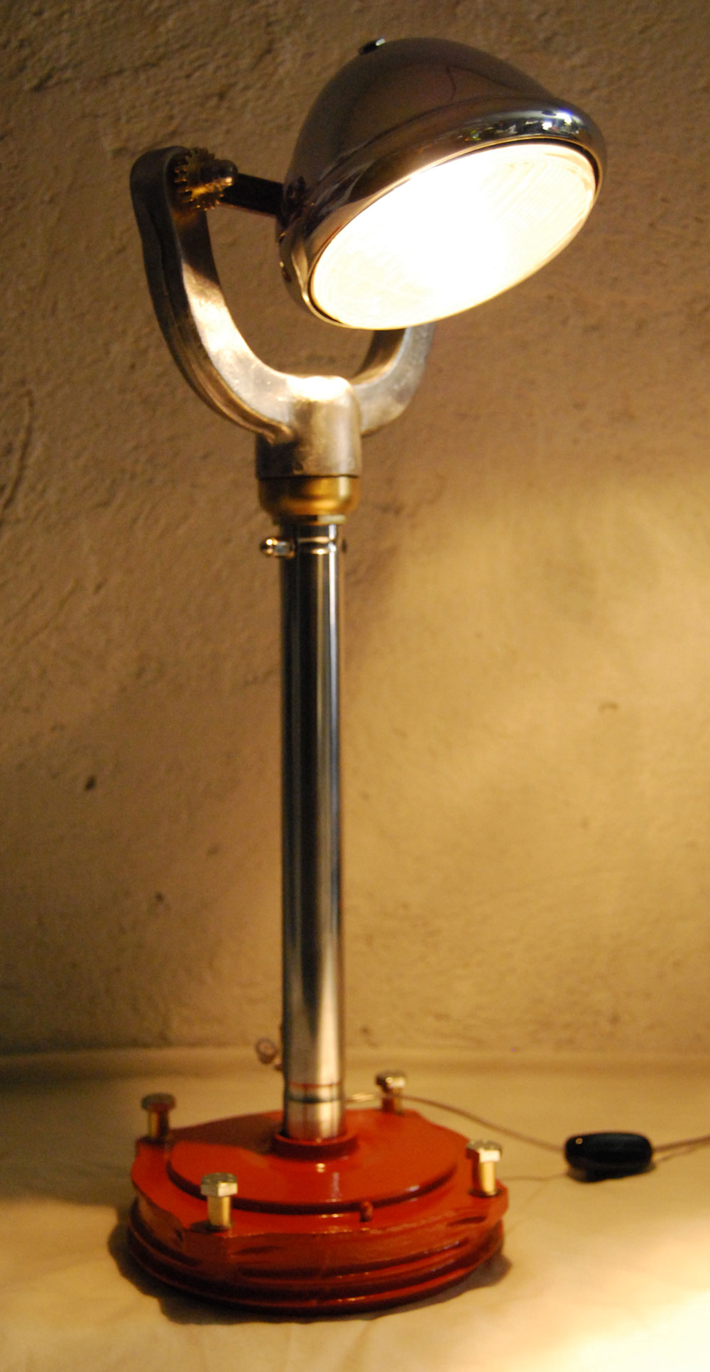 LAMPADA UNICA MODELLO 010