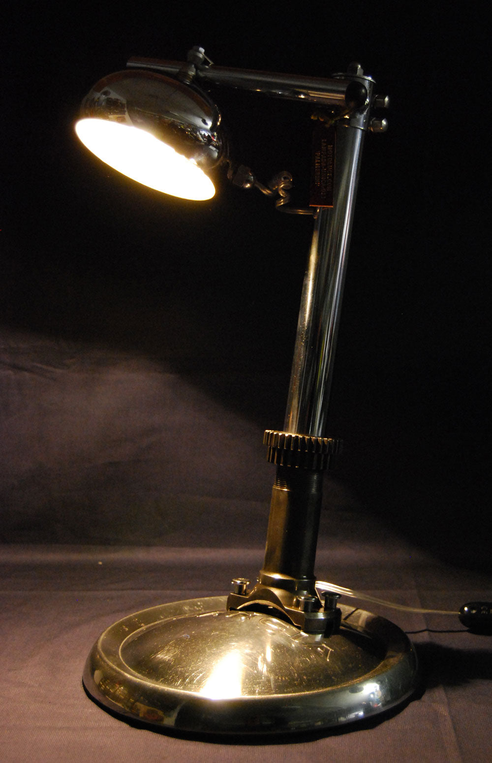 LAMPADA UNICA MODELLO 011